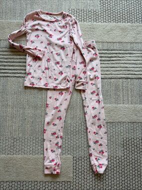 Cat & Jack Pink Floral Long Sleeve Kids Pajama Set